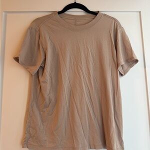 Lululemon Tan Women’s T-Shirt